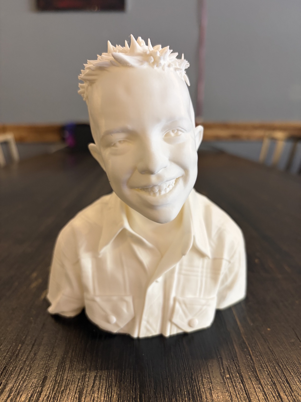 Custom 3D-printed memorial statue example